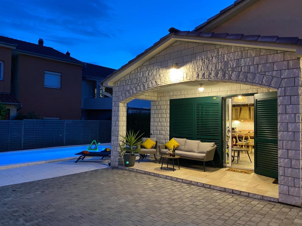 Villa A&A بيوغْغاد نا موغو المظهر الخارجي الصورة