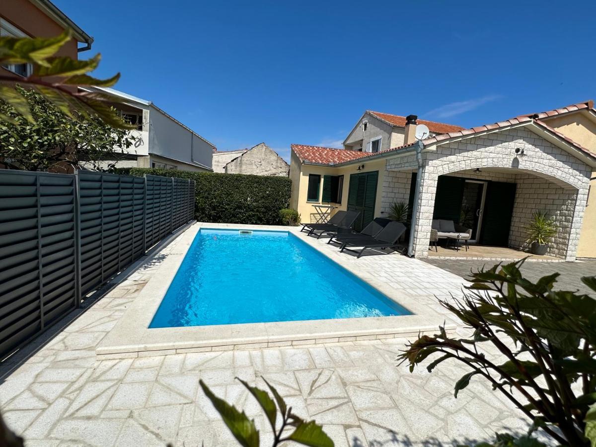 Villa A&A بيوغْغاد نا موغو المظهر الخارجي الصورة